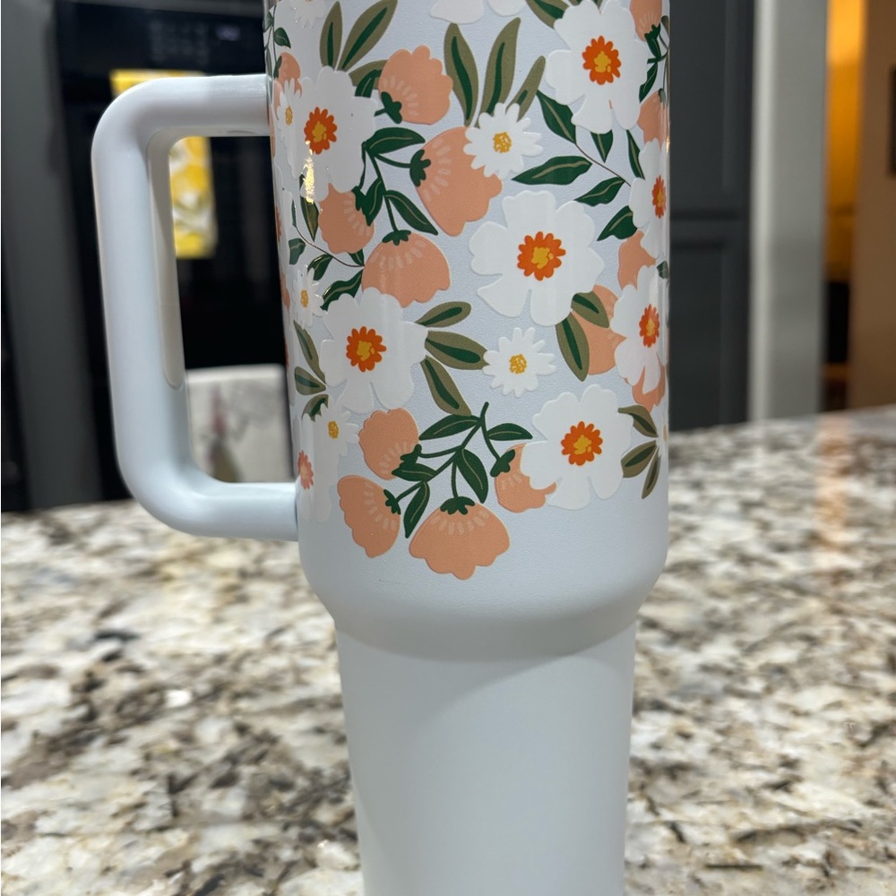 The Darling Effect Flower Talk Take Me Everywhere 40oz Tumbler - Picture 4 of 9